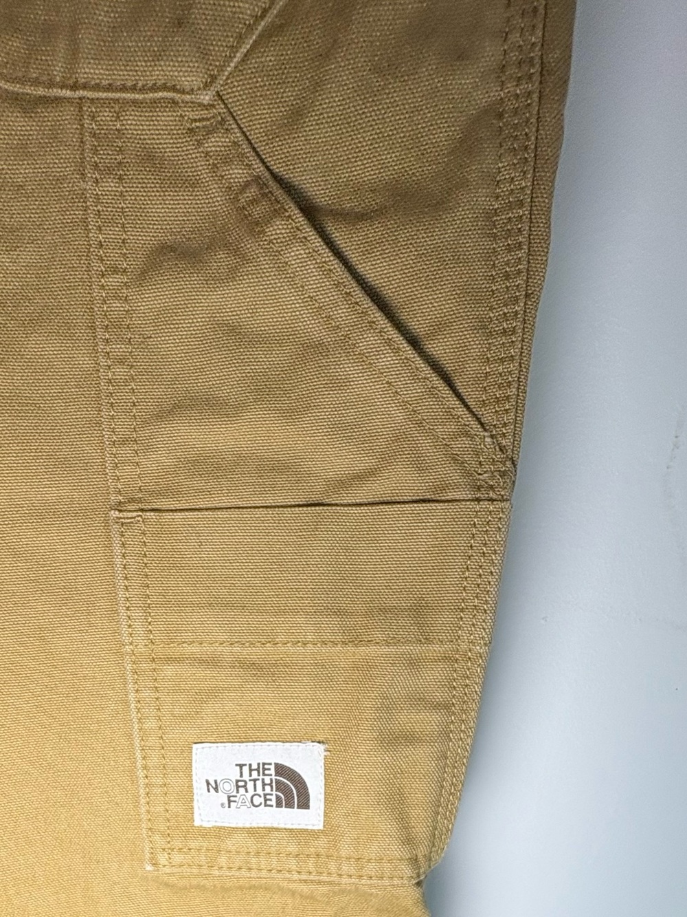 Vintage - The North Face Women’s Khaki HD Cargo Pants - Small